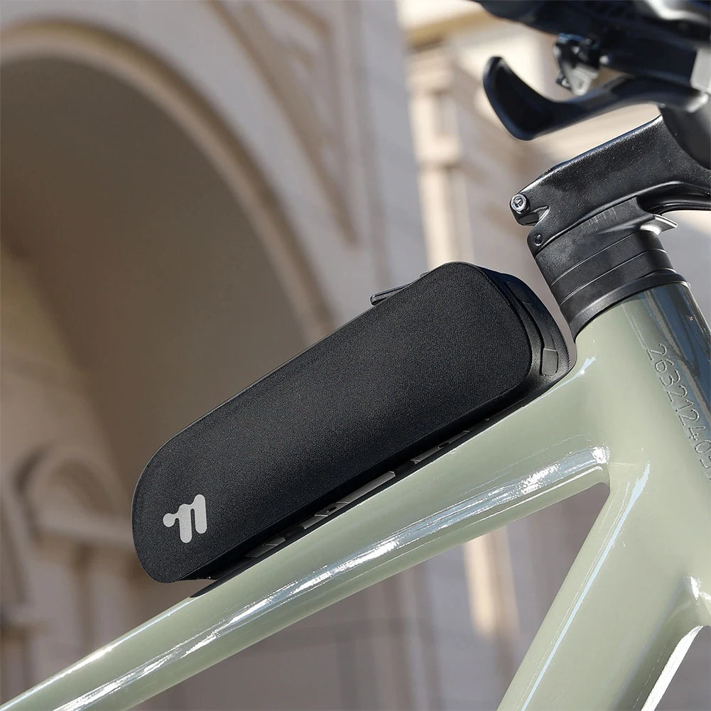 0.7L Bicycle Top Tube Bag Waterproof Cycling Tools Storage Bag TPU Cycling Front Bag for Outdoor Riding