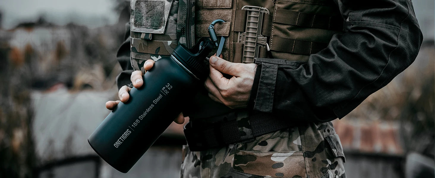 ONETIGRIS 32oz Insulated Water Bottle with Straw, 3 Lids, Sleeve, Leakproof Stainless Steel Thermos for Travel, Hiking, Gym